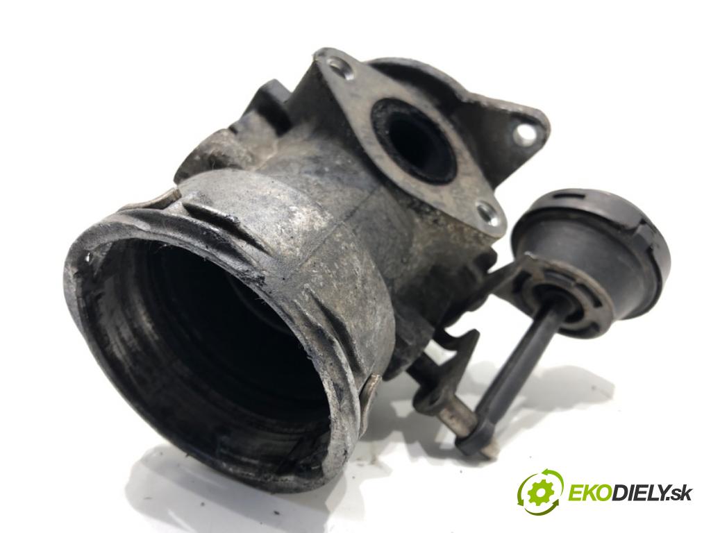 SEAT CORDOBA (6L2) 2002 - 2009    1.9 TDI 96 kW [131 KM] olej napędowy 2002 - 2009  Škrtiaca klapka 038131501AB (Škrtiace klapky)