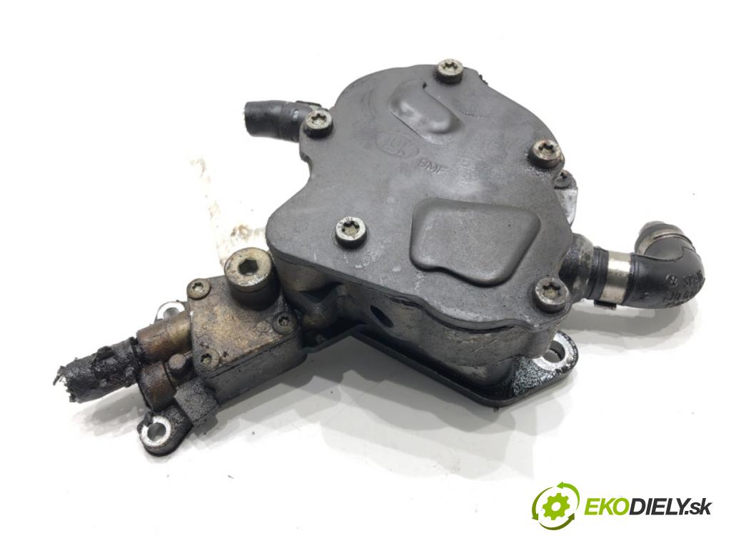 SEAT CORDOBA (6L2) 2002 - 2009    1.9 TDI 96 kW [131 KM] olej napędowy 2002 - 2009  pumpa vakuová 038145215