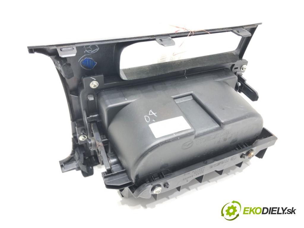 MAZDA 6 Hatchback (GH) 2007 - 2013    2.0 MZR-CD (GH14) 103 kW [140 KM] olej napędowy 2007 - 2009  Držiak na nápoje  (Úchyty, držiaky na nápoje)