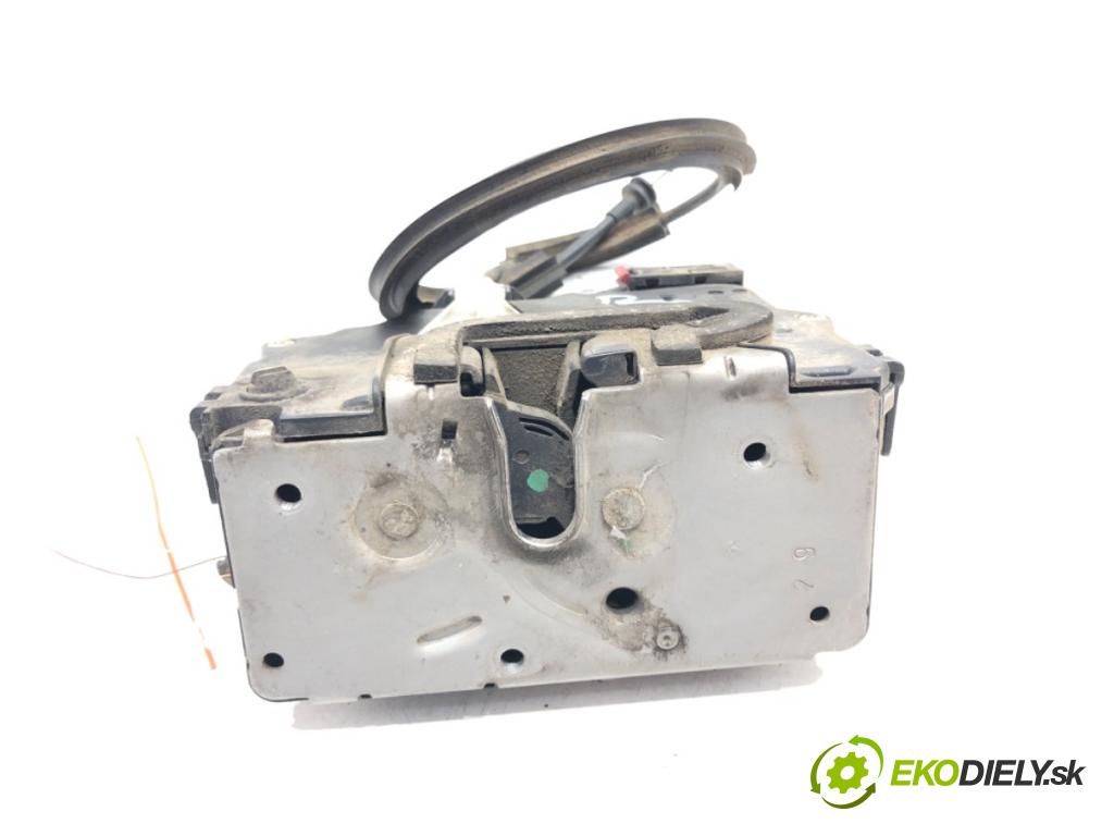 FIAT GRANDE PUNTO (199_) 2005 - 2022    1.4 (199AXB11, 199AXB1A, 199BXB1A, 199AXL1A) 57 kW  zámok dveře pravý zadní část 55701966
