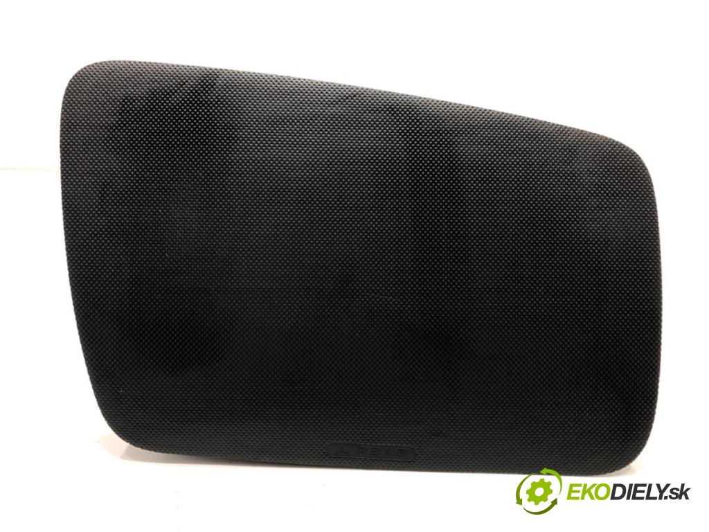 TOYOTA AYGO (_B1_) 2005 - 2014    1.0 (KGB10_) 50 kW [68 KM] benzyna 2005 - 2014  AirBag spolujazdca  (Airbagy)