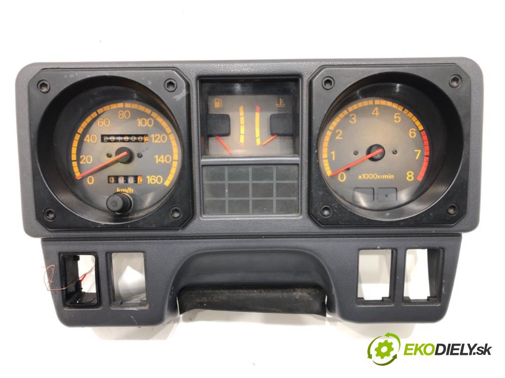 MITSUBISHI PAJERO I (L04_G, L14_G) 1982 - 1991    2.6 4WD (L042G, L047G) 76 kW [103 KM] benzyna 1983 - 1987  Prístrojovka MB716914 (Prístrojové dosky, displeje)