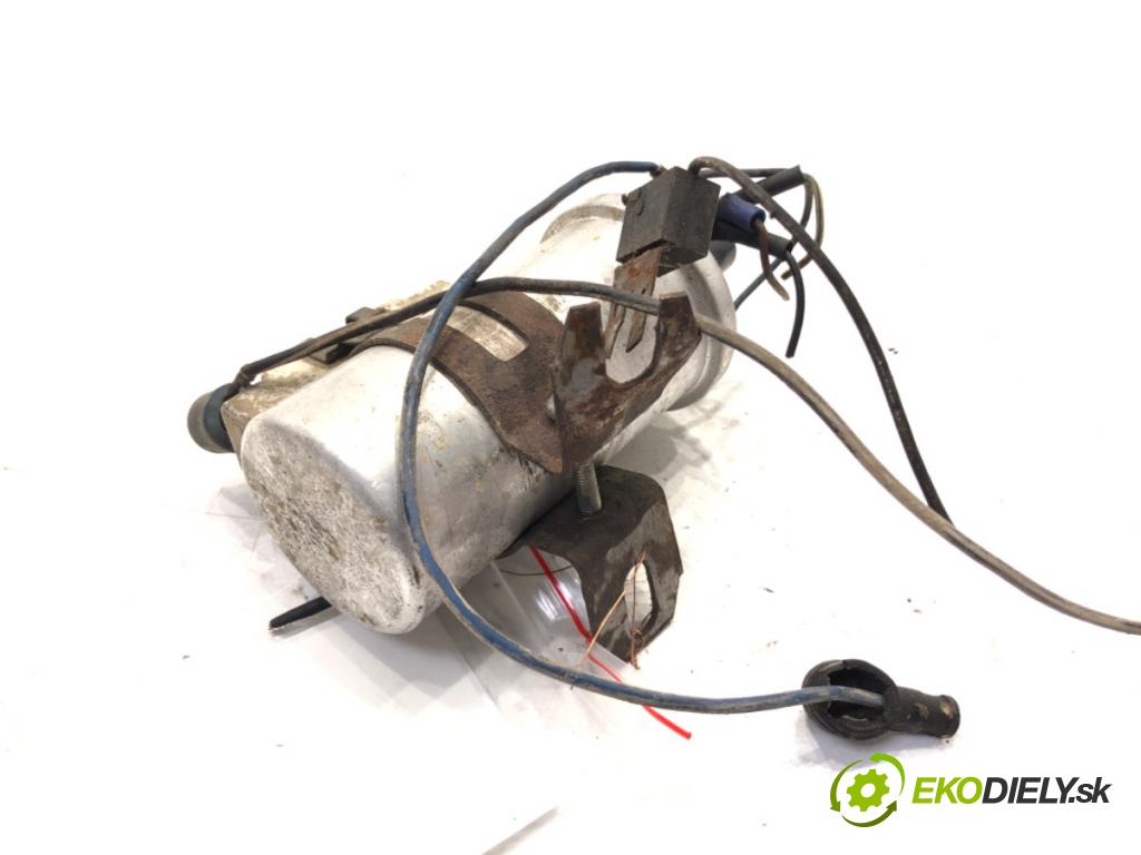 MITSUBISHI PAJERO I (L04_G, L14_G) 1982 - 1991    2.6 4WD (L042G, L047G) 76 kW [103 KM] benzyna 1983 - 1987  Cievka zapaľovacia NGK U1056 (Zapaľovacie cievky, moduly)