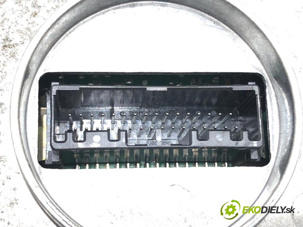 PEUGEOT 508 SW I (8E_) 2010 - 2018    1.6 HDi 85 kW [116 KM] olej napędowy 2014 - 2018  Menič XENON L90032783 (Riadiace jednotky xenónu)