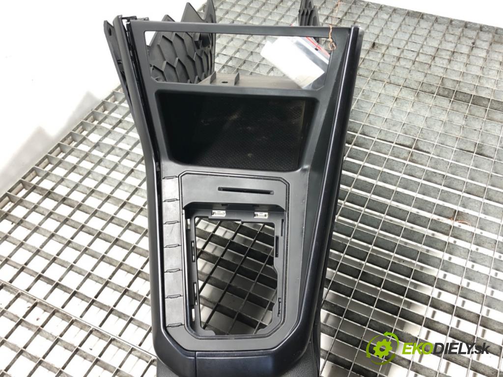 VW POLO VI (AW1, BZ1, AE1) 2017 - 2022    1.0 48 kW [65 KM] benzyna 2017 - 2022  Tunel stredový  (Stredový tunel / panel)