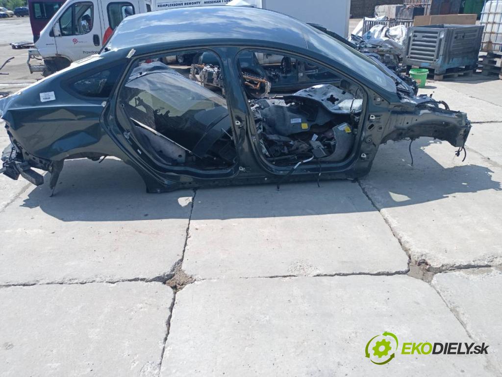 FORD MONDEO V liftback (CE) 2014 - 2022    1.5 EcoBoost 118 kW [160 KM] benzyna 2014 - 2022  KAROSERIA ČTVRŤÁK pravý přední část L+P STŘEDNÍ práh pravý