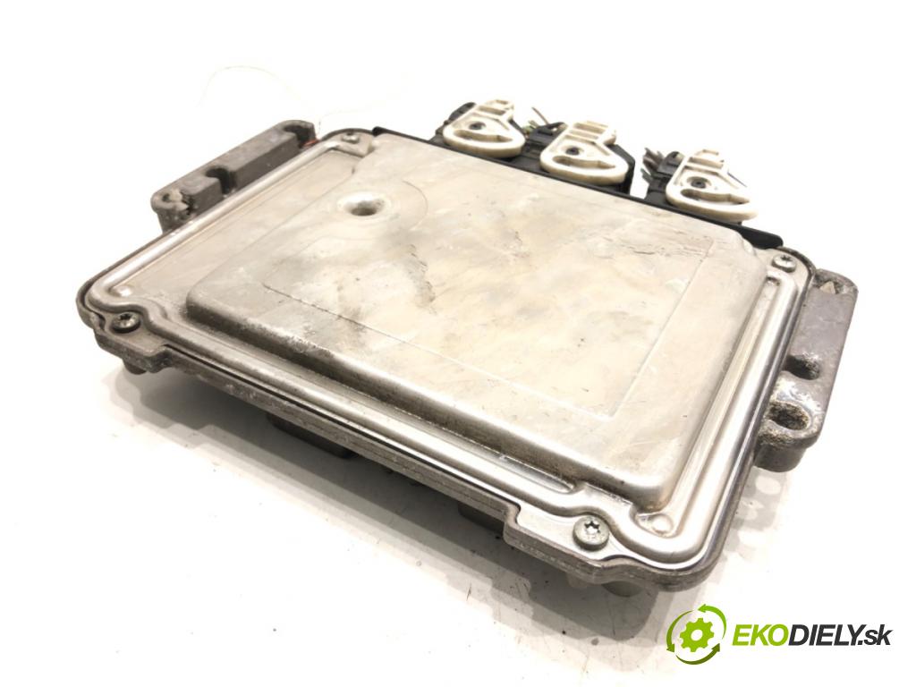 FORD FOCUS C-MAX (DM2) 2003 - 2007    1.6 TDCi 80 kW [109 KM] olej napędowy 2003 - 2007  riadiaca jednotka Motor 4M51-12A650-NA (Riadiace jednotky)