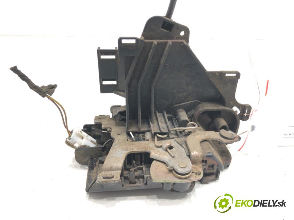 SKODA OCTAVIA I liftback 2003 75 kW 1.6 1595 zámok dveře levý zadní část