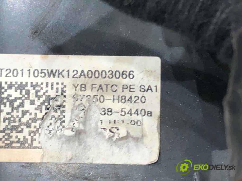 KIA RIO IV (YB, SC, FB) 2017 - 2022    1.2 CVVT 62 kW [84 KM] benzyna 2020 - 2022  Panel ovládania kúrenia 97250-H8420 (Prepínače, spínače, tlačidlá a ovládače kúrenia)