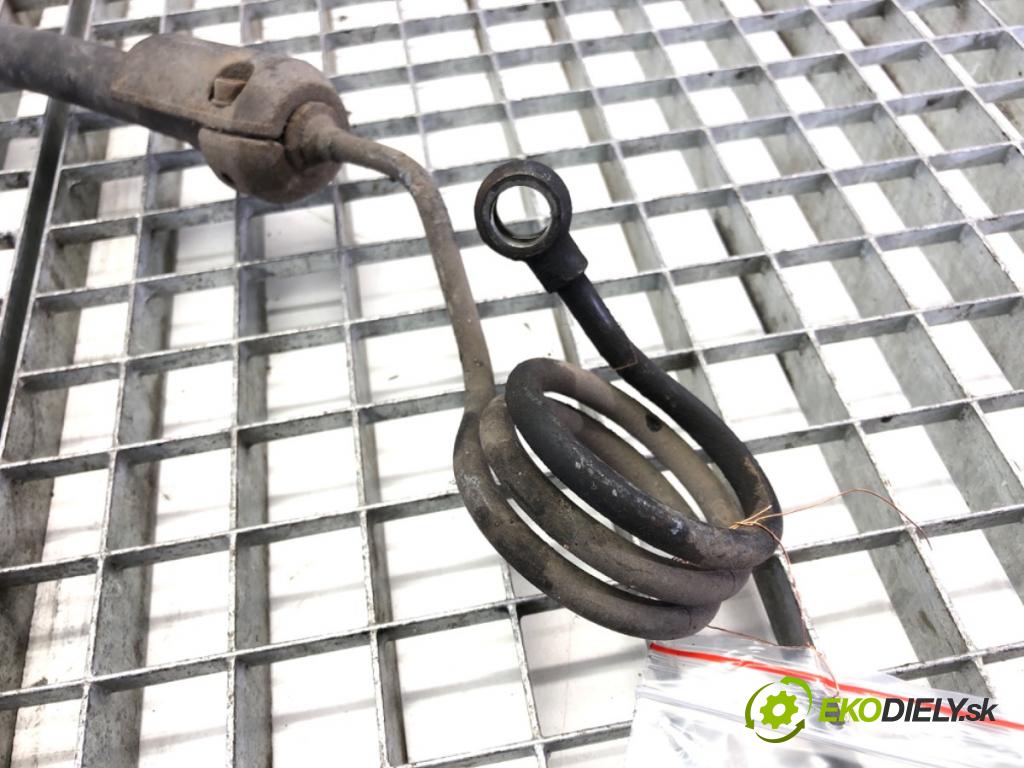 VW PASSAT B5.5 (3B3) 2000 - 2005    1.9 TDI 96 kW [130 KM] olej napędowy 2000 - 2005  hadica servočerpadlo  (Rúrky, hadice servočerpadla)