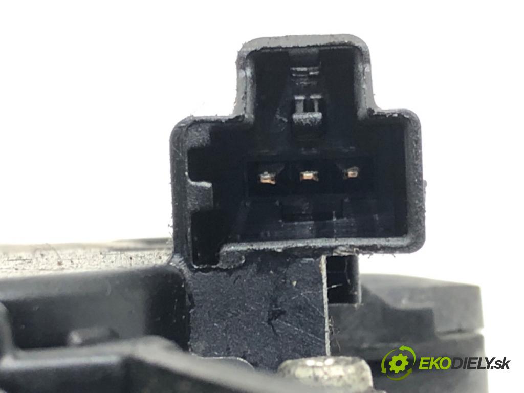 FORD KUGA I 2008 - 2012    2.0 TDCi 100 kW [136 KM] olej napędowy 2008 - 2012  Motor stieračov zad 8V41-17K441-AB
