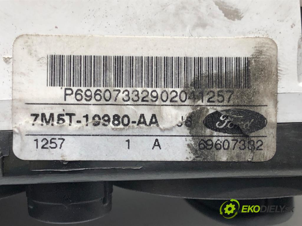 FORD KUGA I 2008 - 2012    2.0 TDCi 100 kW [136 KM] olej napędowy 2008 - 2012  Panel ovládania kúrenia 7M5T-19980-AA (Prepínače, spínače, tlačidlá a ovládače kúrenia)