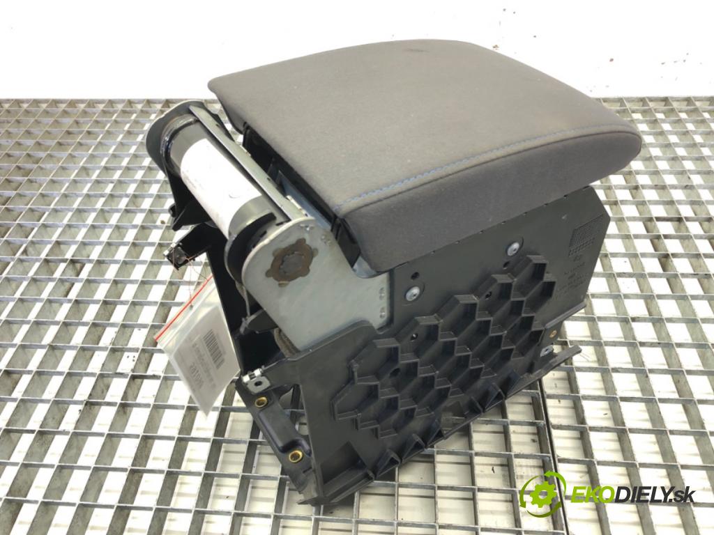 VW GOLF PLUS V (5M1, 521) 2004 - 2013    1.9 TDI 77 kW [105 KM] olej napędowy 2005 - 2009  Lakťová opierka 5M0864207C (Lakťové opierky)