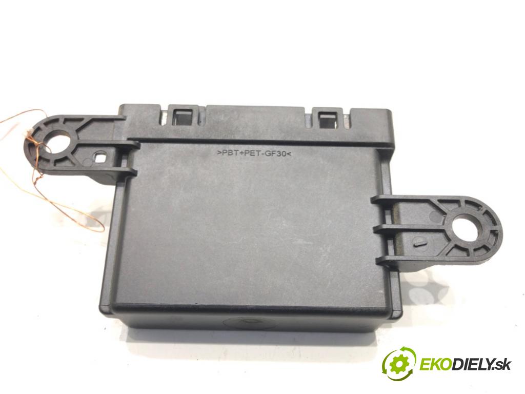 OPEL CORSA E (X15) 2014 - 2022    1.4 (08, 68) 66 kW [90 KM] benzyna 2014 - 2022  Modul PDC 23456582 (Ostatné)