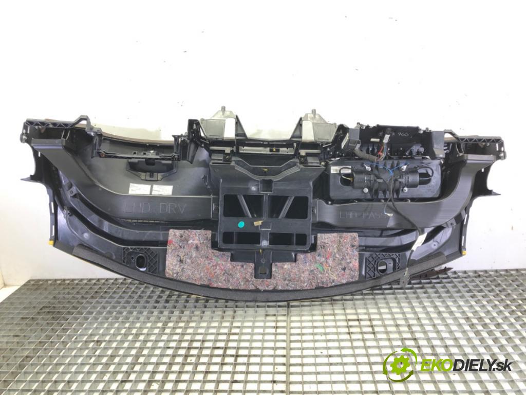JAGUAR XF I (X250) 2008 - 2015    2.7 D 152 kW [207 KM] olej napędowy 2008 - 2015  Palubná doska AirBag spolujazdca volantu NAPÍNAČE: PÁSY: BSI