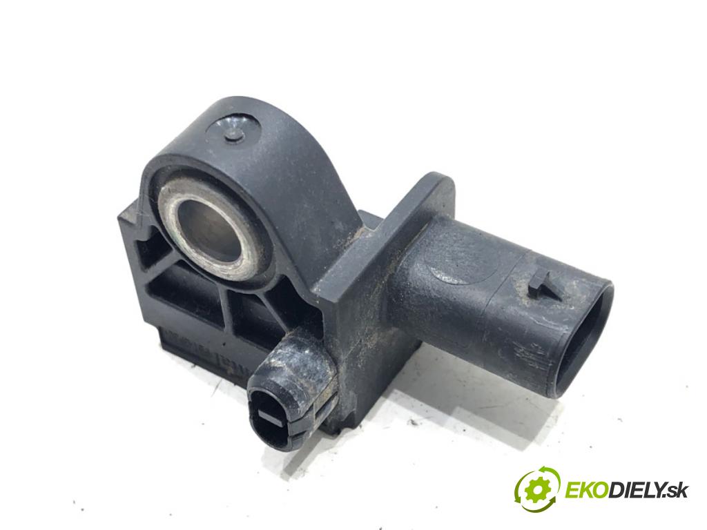 AUDI A6 C7 Avant (4G5, 4GD) 2011 - 2018    3.0 TDI quattro 230 kW [313 KM] olej napędowy 2011 - 2018  Snímač nárazu 2229051400 (Snímače nárazu)