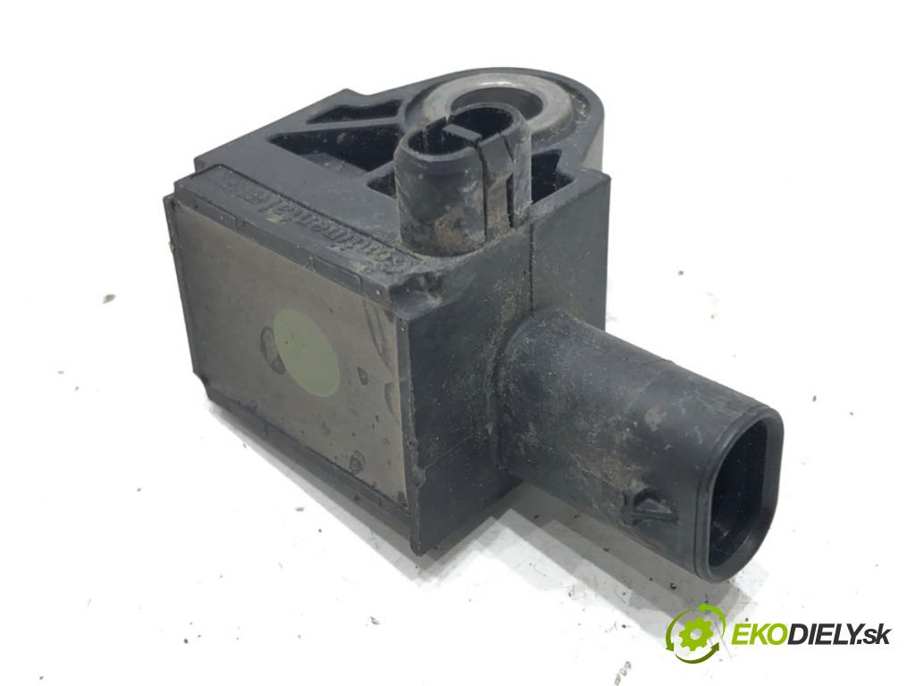 AUDI A6 C7 Avant (4G5, 4GD) 2011 - 2018    3.0 TDI quattro 230 kW [313 KM] olej napędowy 2011 - 2018  Snímač nárazu 2229051400 (Snímače nárazu)