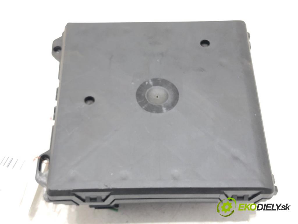 SEAT IBIZA III (6L1) 2002 - 2009    1.2 47 kW [64 KM] benzyna 2002 - 2006  Modul komfortu 6Q1937049C (Moduly komfortu)