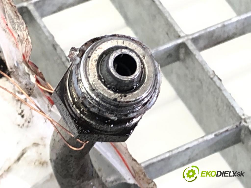 FORD FIESTA V (JH_, JD_) 2001 - 2014    1.4 16V 59 kW [80 KM] benzyna 2001 - 2008  hadica servočerpadlo 7S613A719AA (Rúrky, hadice servočerpadla)