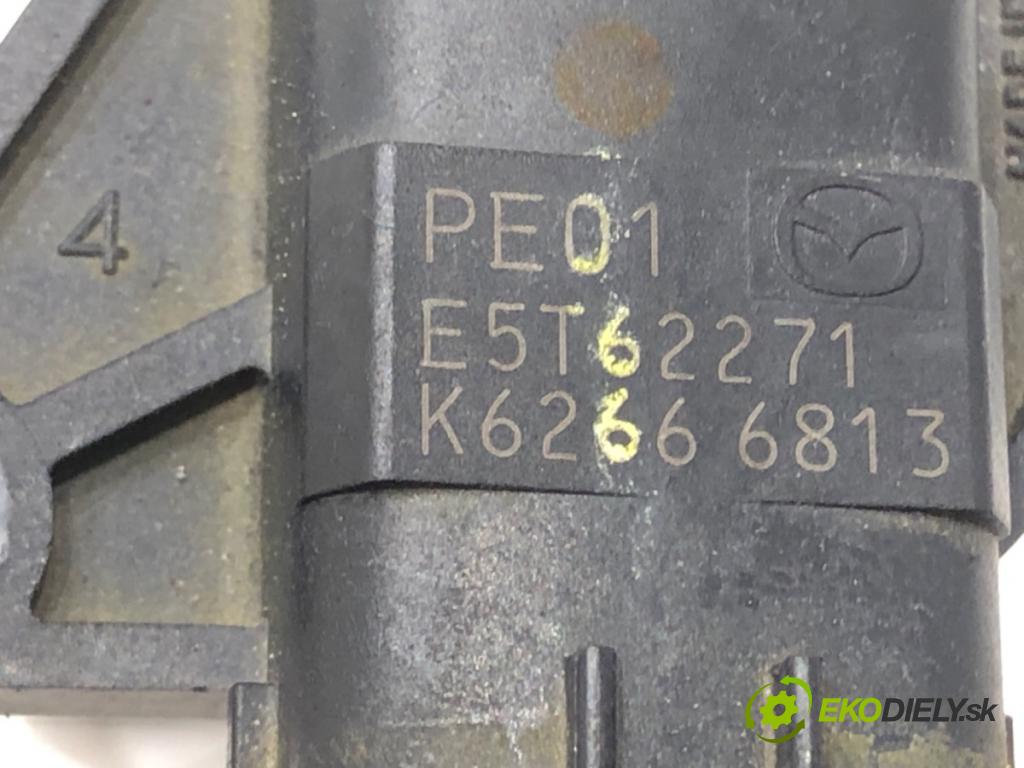 MAZDA 2 (DL, DJ) 2014 - 2022    1.5 SKYACTIV-G 66 kW [90 KM] benzyna 2014 - 2017  Váha vzduchu E5T62271 (Váhy vzduchu)