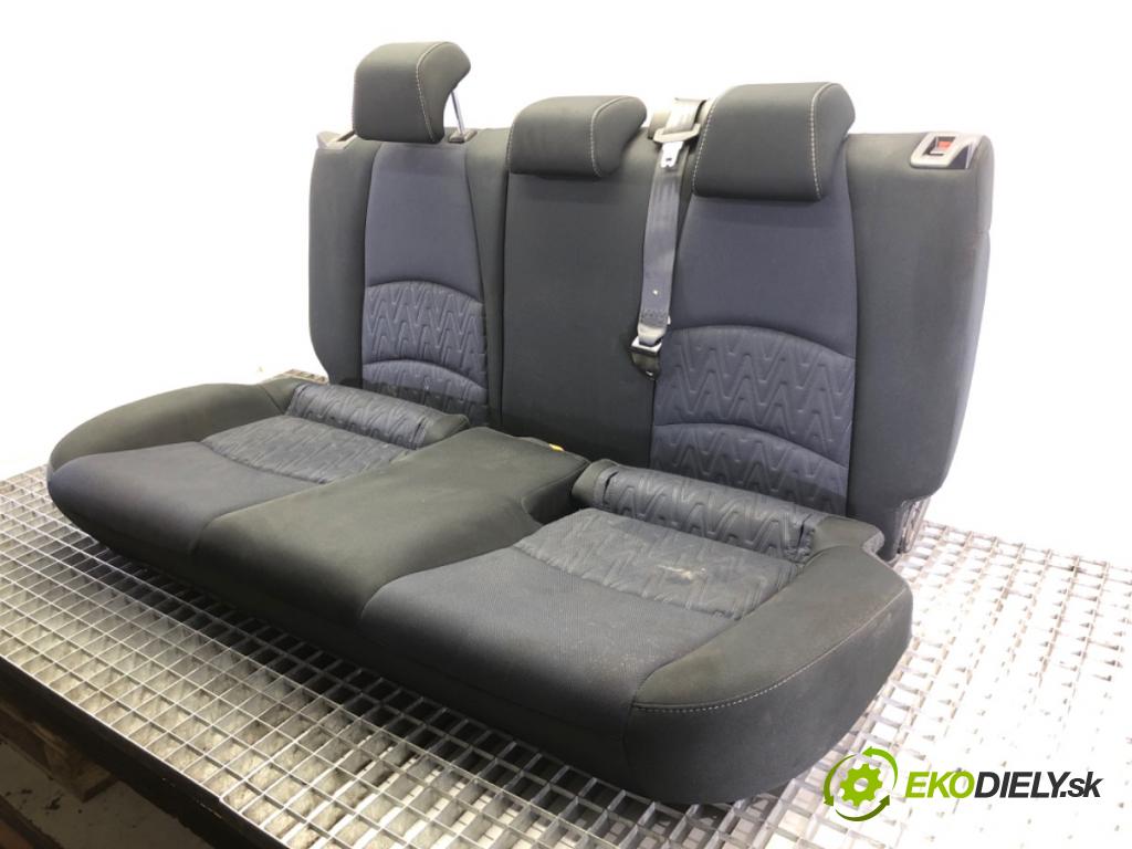 MAZDA 2 (DL, DJ) 2014 - 2022    1.5 SKYACTIV-G 66 kW [90 KM] benzyna 2014 - 2017  Sedadlo druhý rad