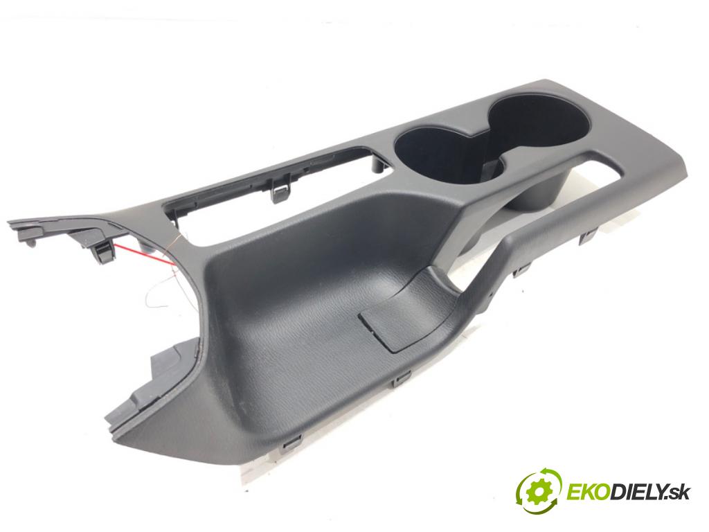 MAZDA 2 (DL, DJ) 2014 - 2022    1.5 SKYACTIV-G 66 kW [90 KM] benzyna 2014 - 2017  Držiak na nápoje DA6C-64431 (Úchyty, držiaky na nápoje)