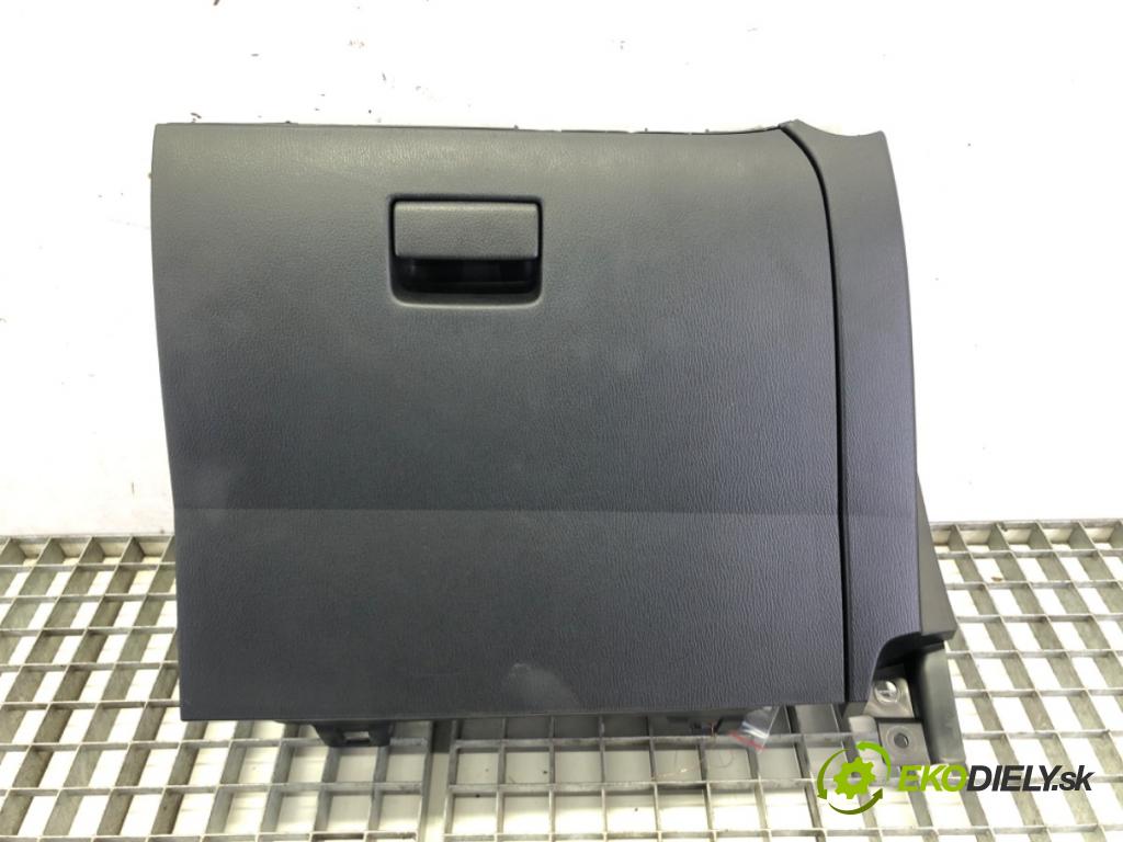 MAZDA 2 (DL, DJ) 2014 - 2022    1.5 SKYACTIV-G 66 kW [90 KM] benzyna 2014 - 2017  Priehradka, kastlík spolujazdca DA6C-64261 (Priehradky, kastlíky)