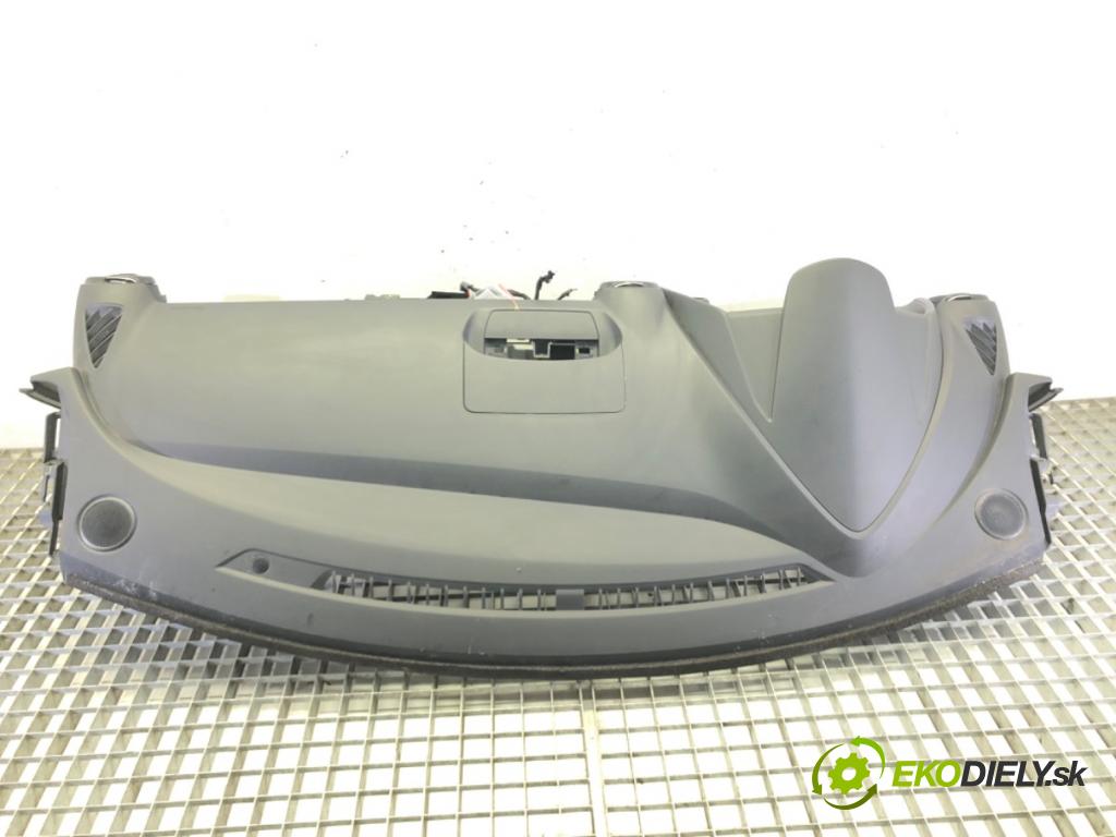 MAZDA 2 (DL, DJ) 2014 - 2022    1.5 SKYACTIV-G 66 kW [90 KM] benzyna 2014 - 2017  Palubná doska  (Palubné dosky)