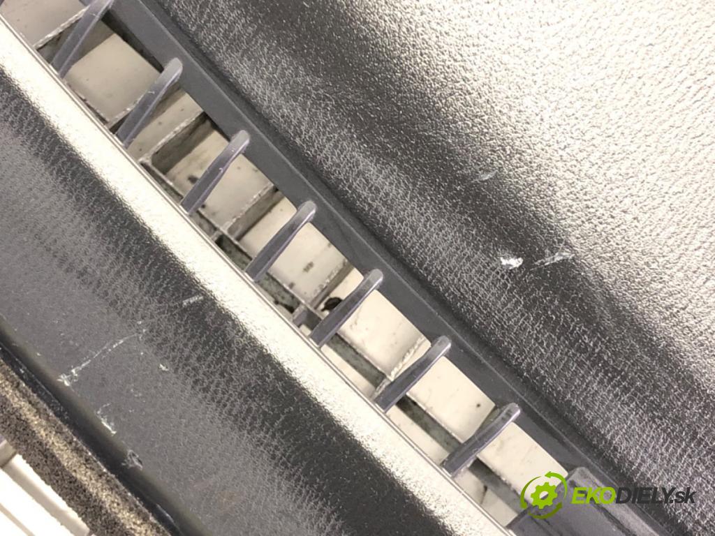 MAZDA 2 (DL, DJ) 2014 - 2022    1.5 SKYACTIV-G 66 kW [90 KM] benzyna 2014 - 2017  Palubná doska  (Palubné dosky)