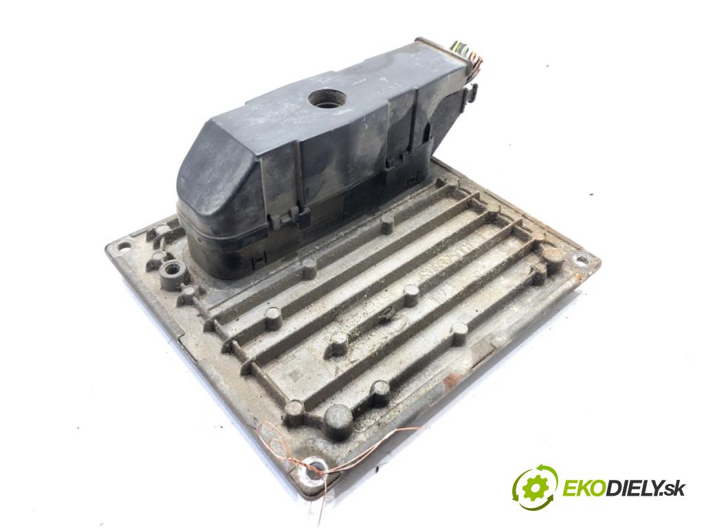 FORD FIESTA V (JH_, JD_) 2001 - 2014    1.3 44 kW [60 KM] benzyna 2001 - 2008  riadiaca jednotka Motor 4S61-12A650-JB (Riadiace jednotky)