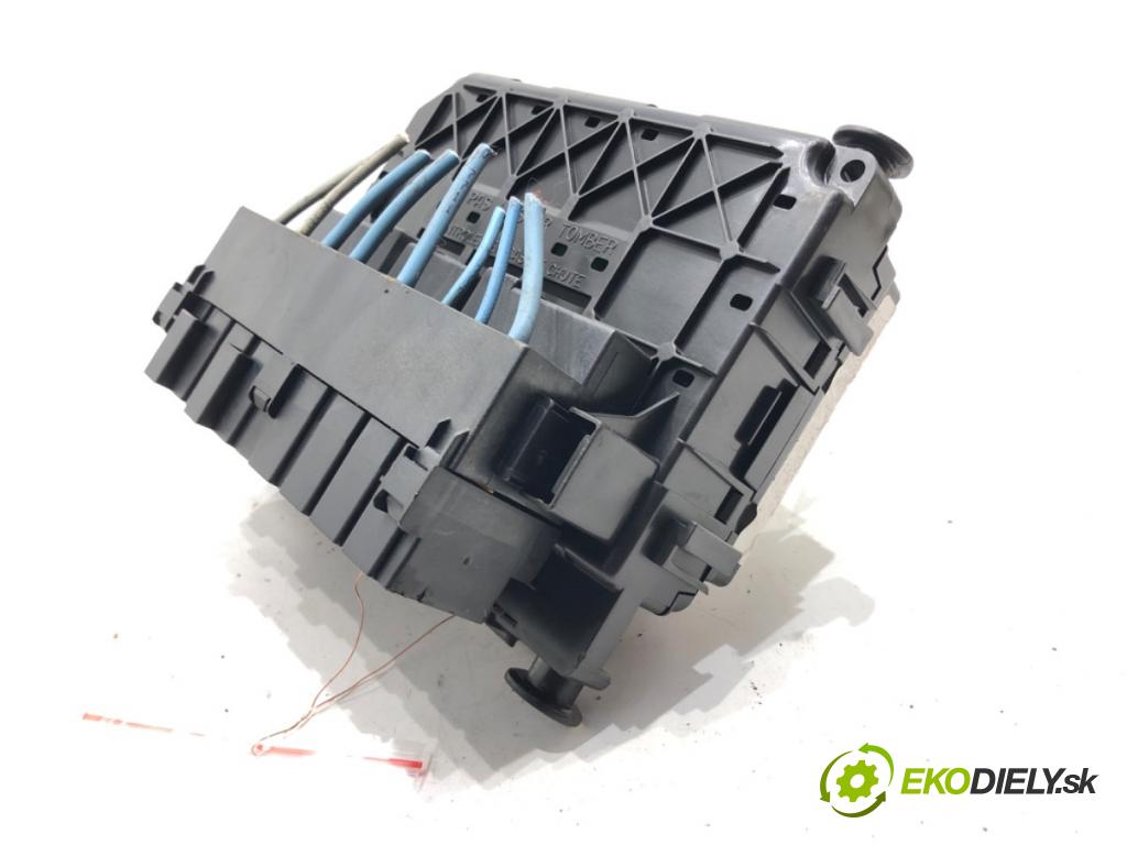 CITROEN C5 I Break (DE_) 2001 - 2004    2.0 16V (DERFNF, DERFNC, RERFNC) 100 kW [136 KM] benzyna 2001 - 2004  Modul BSM  (Ostatné)