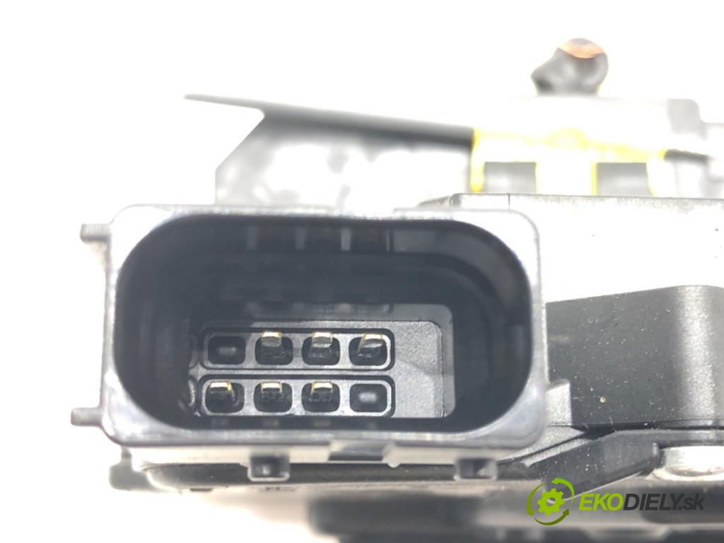 FIAT DUCATO Autobus (250_) 2006 - 2022    130 Multijet 2,3 D 96 kW [131 KM] olej napędowy 2011 - 2022  zámok dveře levý přední část 1395270080