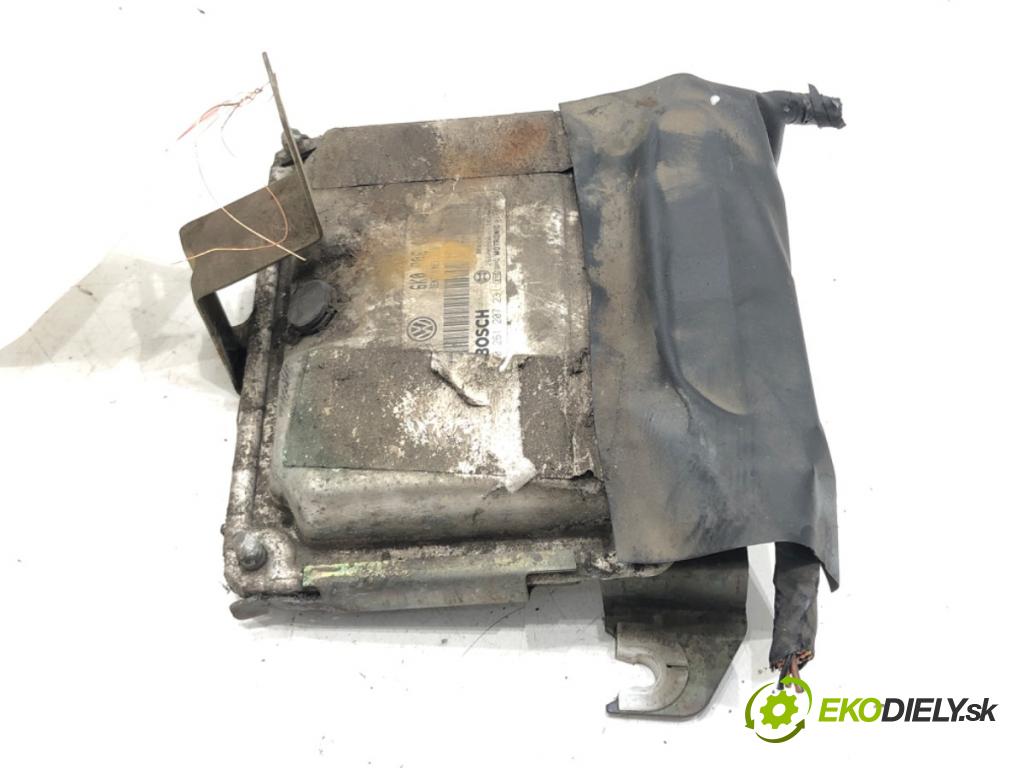 SEAT CORDOBA (6K1, 6K2) 1993 - 2002    1.4 i 44 kW [60 KM] benzyna 1994 - 2002  riadiaca jednotka Motor 0261207231 (Riadiace jednotky)