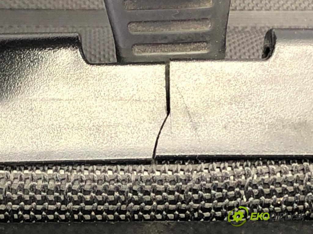 AUDI A4 B7 Avant (8ED) 2004 - 2008    2.0 TDI 103 kW [140 KM] olej napędowy 2004 - 2008  Roleta 8E9863553 (Rolety kufra)