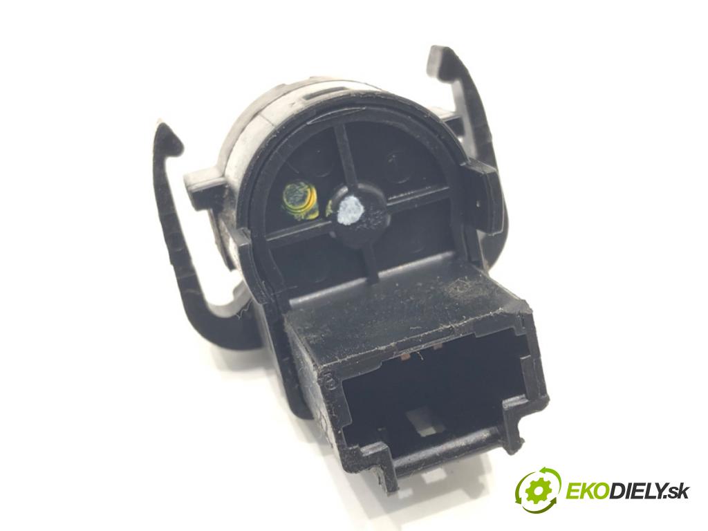 PEUGEOT 207 (WA_, WC_) 2006 - 2015    1.4 54 kW [73 KM] benzyna 2006 - 2013  Kocka, vložka spínacej skrinky 36388101 (Spínacie skrinky a kľúče)