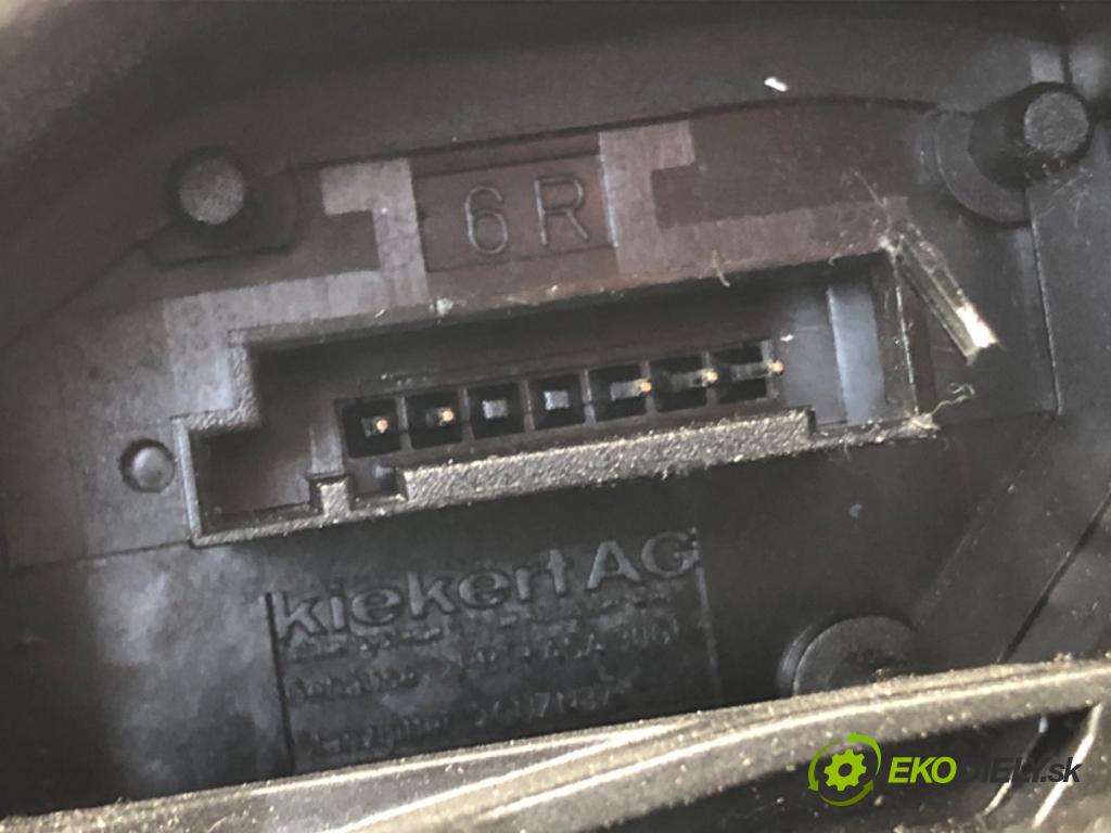 BMW 5 Touring (E61) 2004 - 2010    530 d 173 kW [235 KM] olej napędowy 2007 - 2010  zámok dveře pravý přední část 7202146