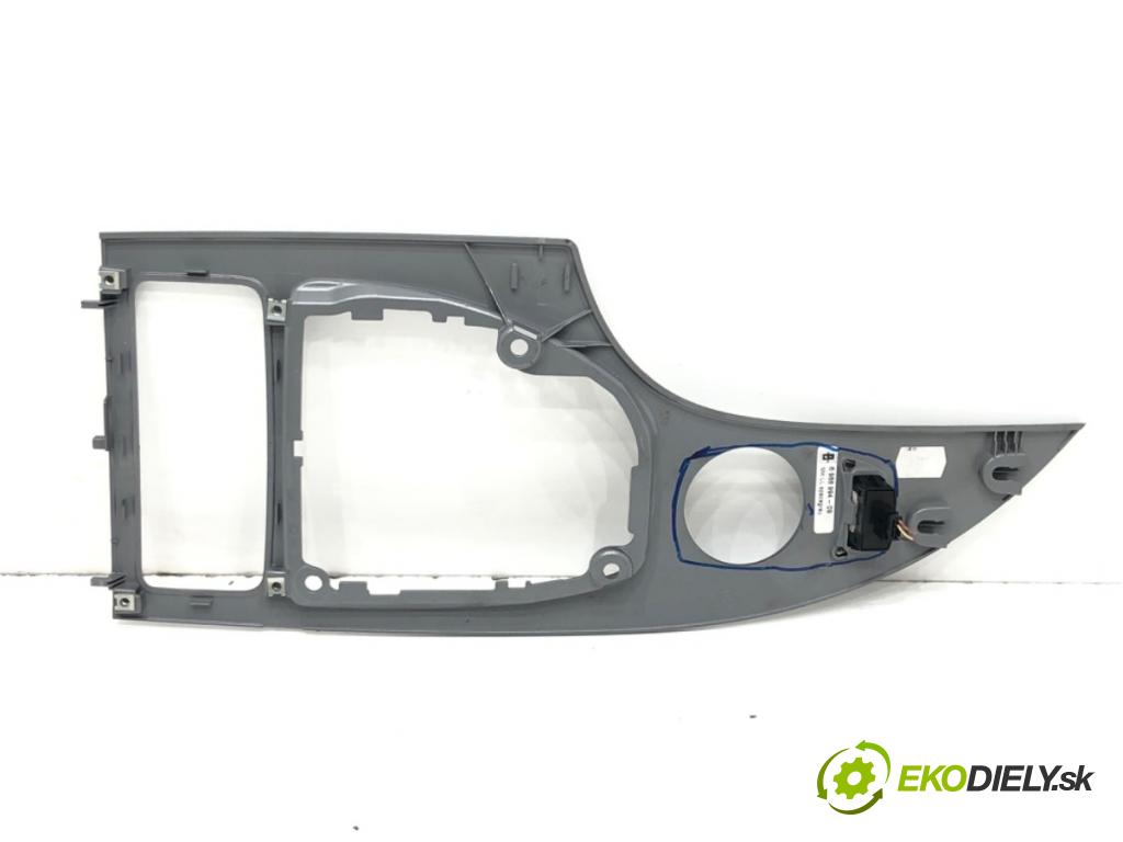 BMW 5 Touring (E61) 2004 - 2010    530 d 173 kW [235 KM] olej napędowy 2007 - 2010  lišty kryt  (Lišty)