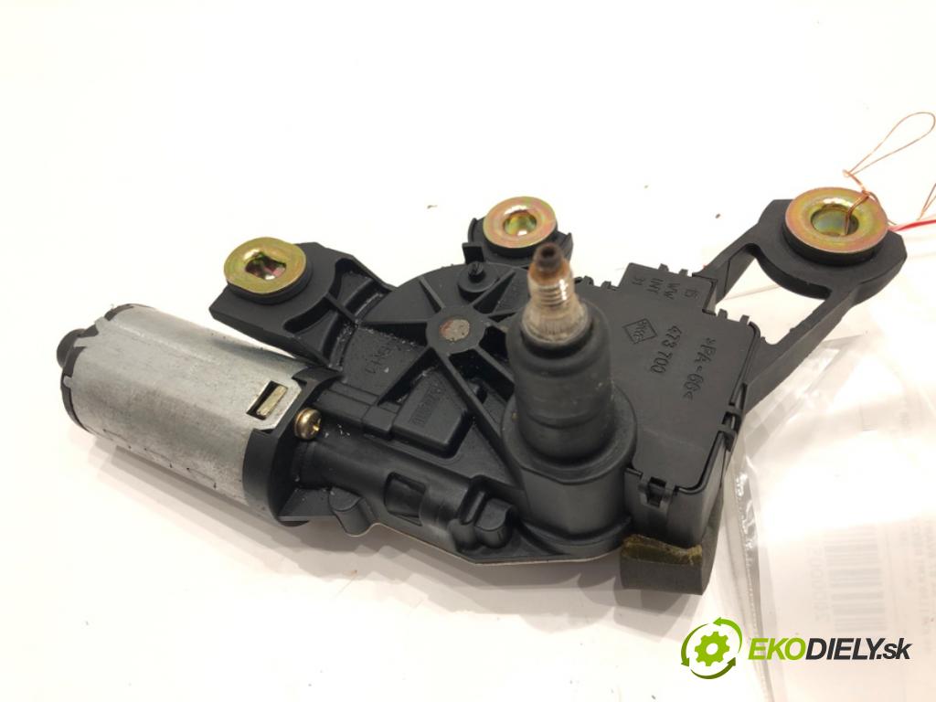 AUDI A4 B7 Avant (8ED) 2004 - 2008    2.0 96 kW [130 KM] benzyna 2004 - 2008  Motor stieračov zad 8E9955711C