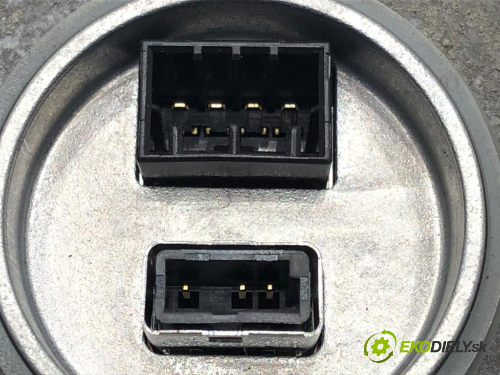 AUDI A4 B8 Avant (8K5) 2007 - 2015    2.0 TDI 88 kW [120 KM] olej napędowy 2008 - 2015  Menič XENON 8K0941597 (Riadiace jednotky xenónu)