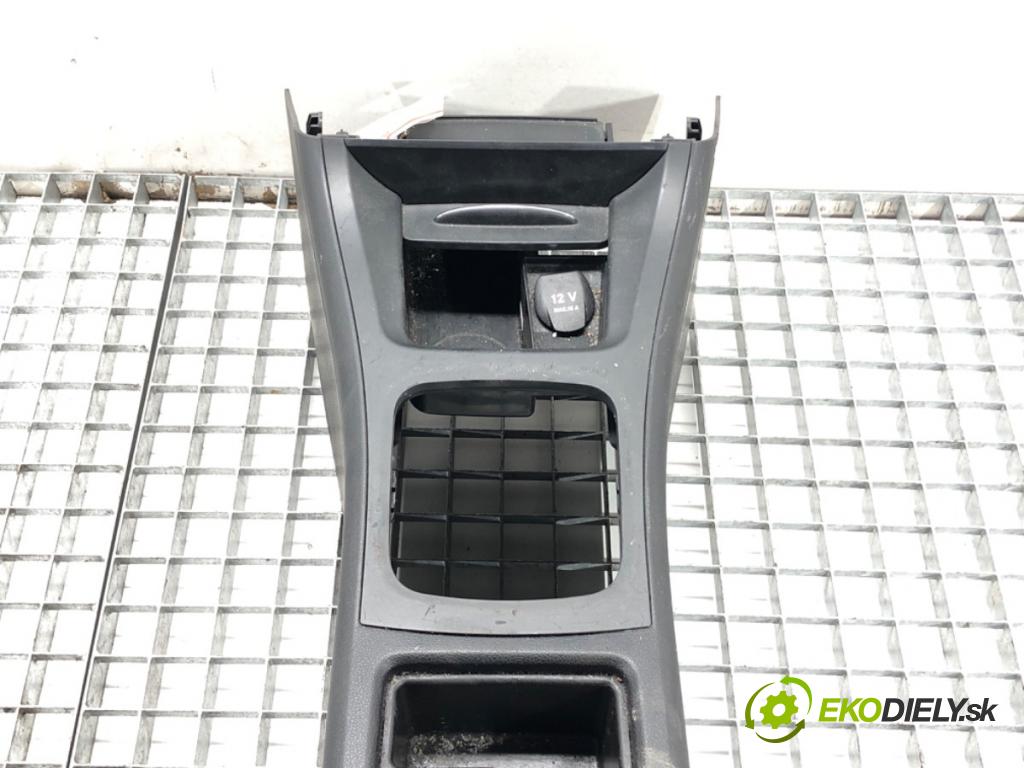 MERCEDES-BENZ KLASA A (W169) 2004 - 2012    A 150 (169.031, 169.331) 70 kW [95 KM] benzyna 2004 - 2012  Tunel stredový 1696800350 (Stredový tunel / panel)