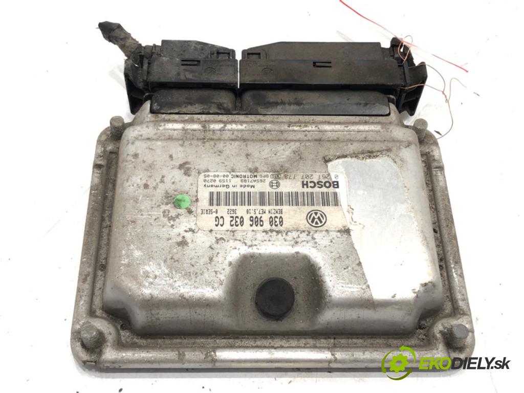 VW POLO (6N2) 1999 - 2001    1.4 44 kW [60 KM] benzyna 1999 - 2001  riadiaca jednotka Motor 030906032CG (Riadiace jednotky)