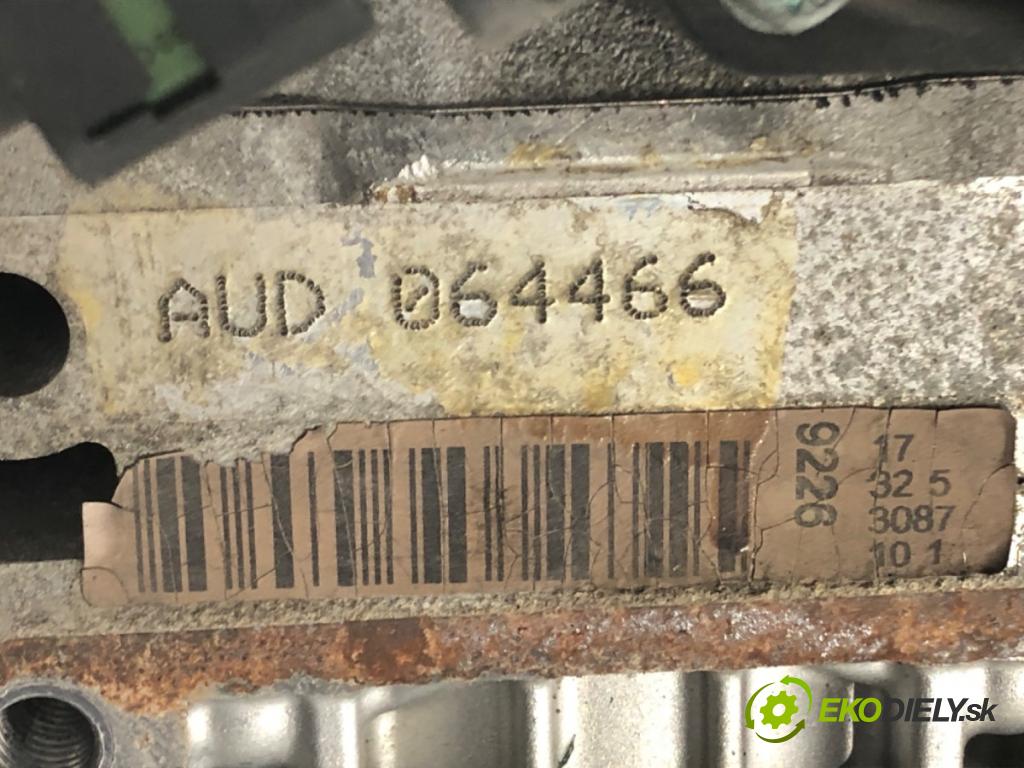 VW POLO (6N2) 1999 - 2001    1.4 44 kW [60 KM] benzyna 1999 - 2001  motor AUD (Motory (kompletní))