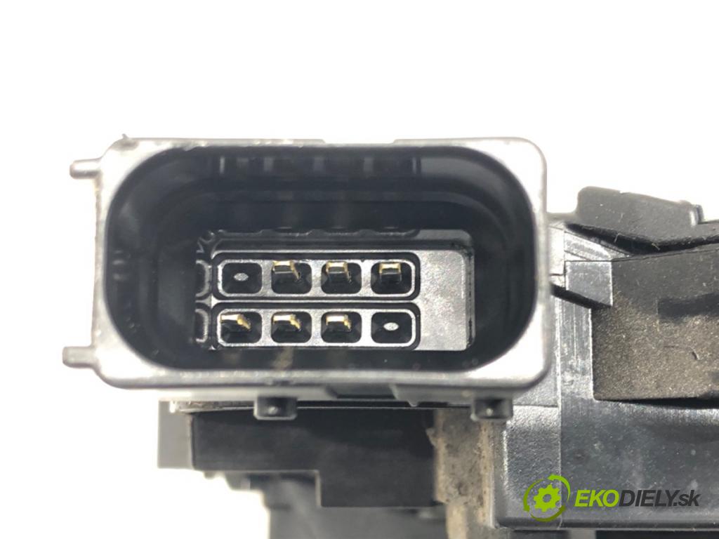 FIAT DUCATO Autobus (250_) 2006 - 2022    130 Multijet 2,3 D 96 kW [131 KM] olej napędowy 2011 - 2022  zámok dveře zadní část pravý 1395370080