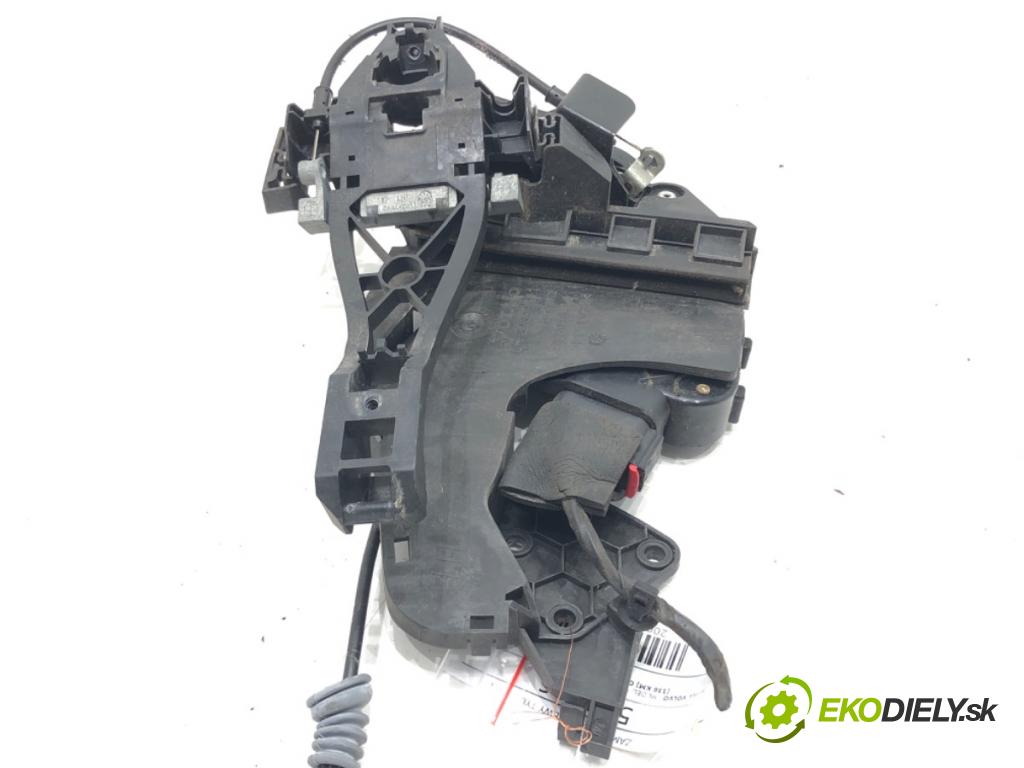 VOLVO V50 (545) 2003 - 2012    2.0 D 100 kW [136 KM] olej napędowy 2004 - 2010  zámok dveře levý zadní část 30699111