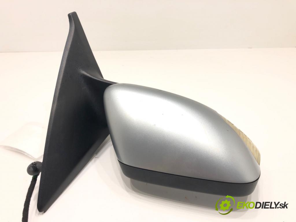VOLVO V50 Kombi 2006 100 kW 2.0 D 1998 Spätné zrkadlo pravy