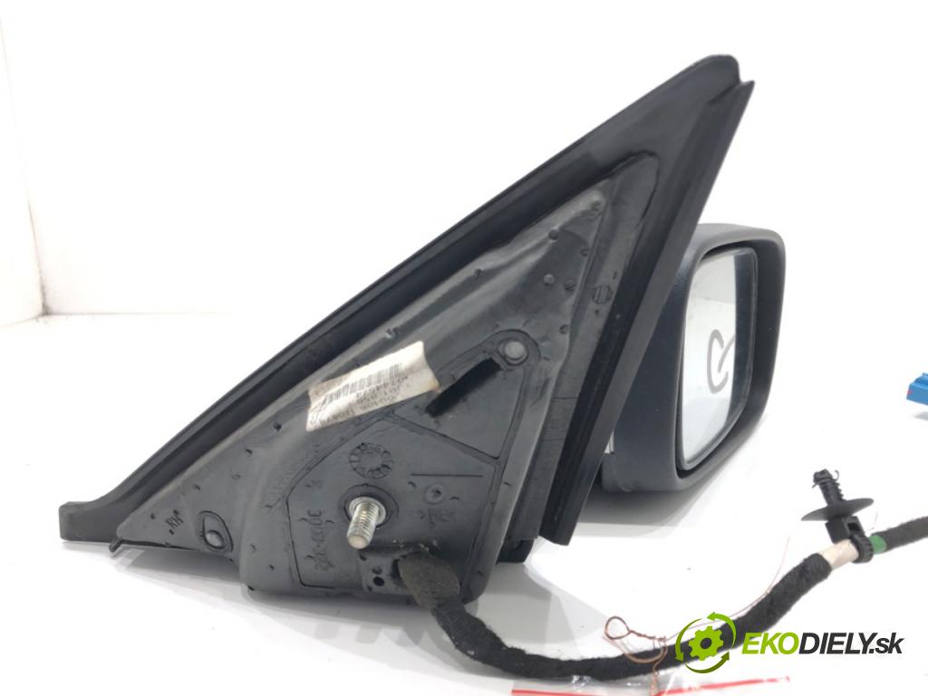 VOLVO V50 Kombi 2006 100 kW 2.0 D 1998 Spätné zrkadlo pravy