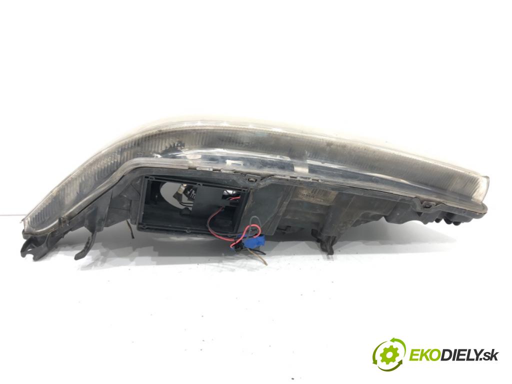 RENAULT LAGUNA II (BG0/1_) 2001 - 2007    1.8 16V (BG0B, BG0M) 88 kW [120 KM] benzyna 2001 - 2007  Svetlomet pravy predný XENON 8200002466