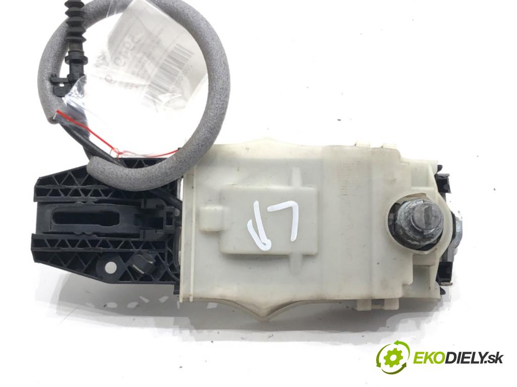 SKODA FABIA III (NJ3) 2014 - 2022    1.0 55 kW [75 KM] benzyna 2014 - 2022  Kľučka vonkajšia ľavy predný