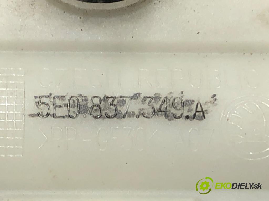 SKODA FABIA III (NJ3) 2014 - 2022    1.0 55 kW [75 KM] benzyna 2014 - 2022  Kľučka vonkajšia ľavy predný