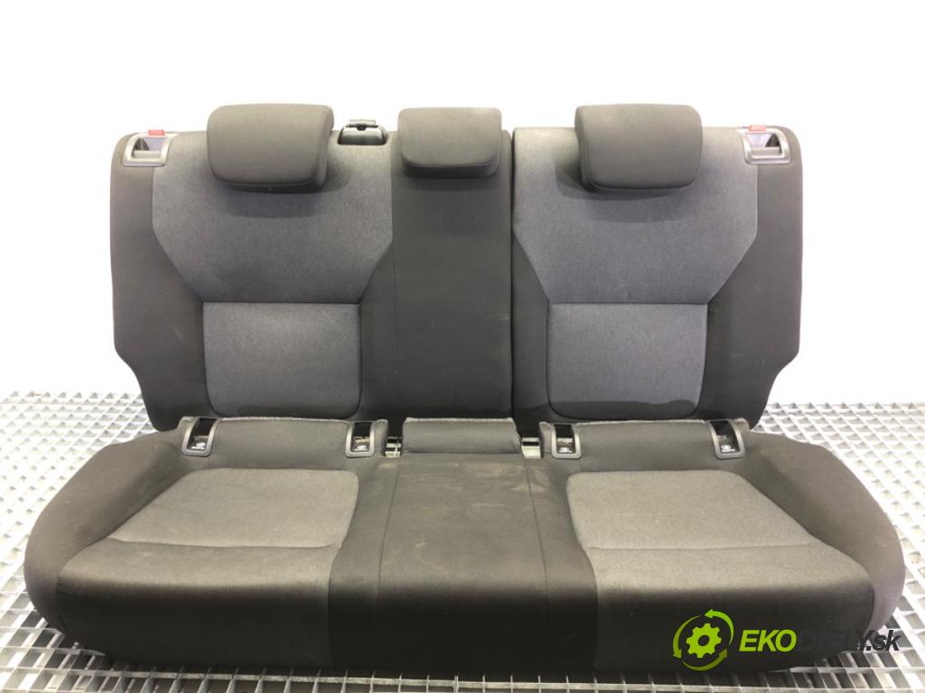 SKODA FABIA III (NJ3) 2014 - 2022    1.0 55 kW [75 KM] benzyna 2014 - 2022  Sedadlo druhý rad 